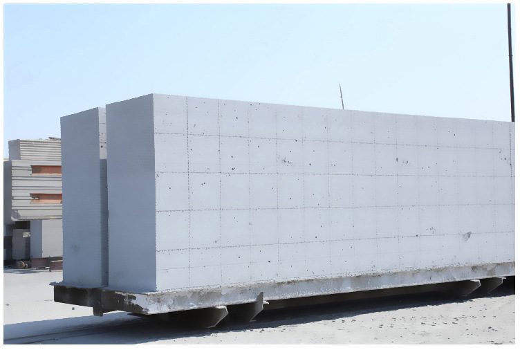 解放加气块 加气砌块 轻质砖气孔结构及其影响因素